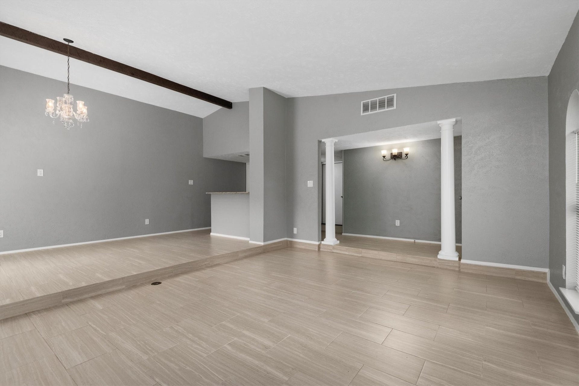 Living / Dining Room