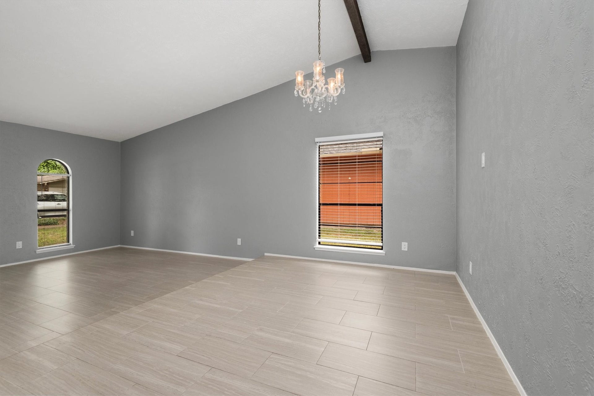 Dining / Living Room