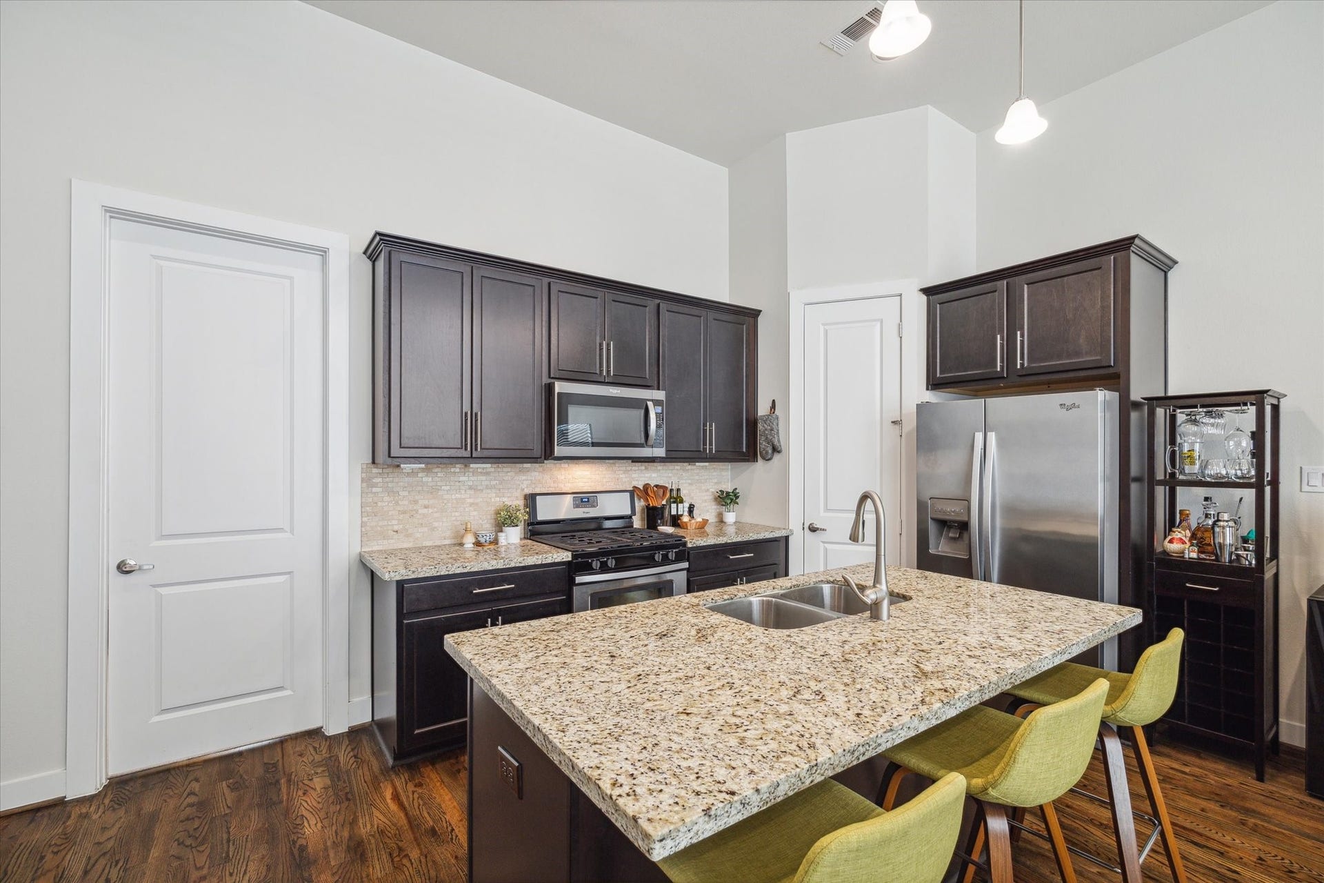 52 N Hutcheson Street, Houston, TX 77003 52 N Hutcheson Street, Houston, TX 77003