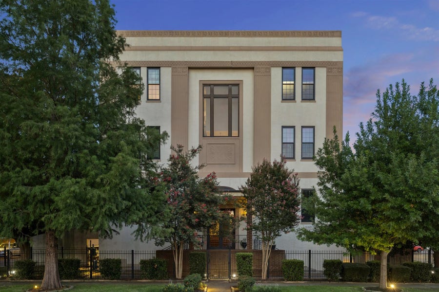 Property photo for 1100 Harvard Street, #9, Houston, TX