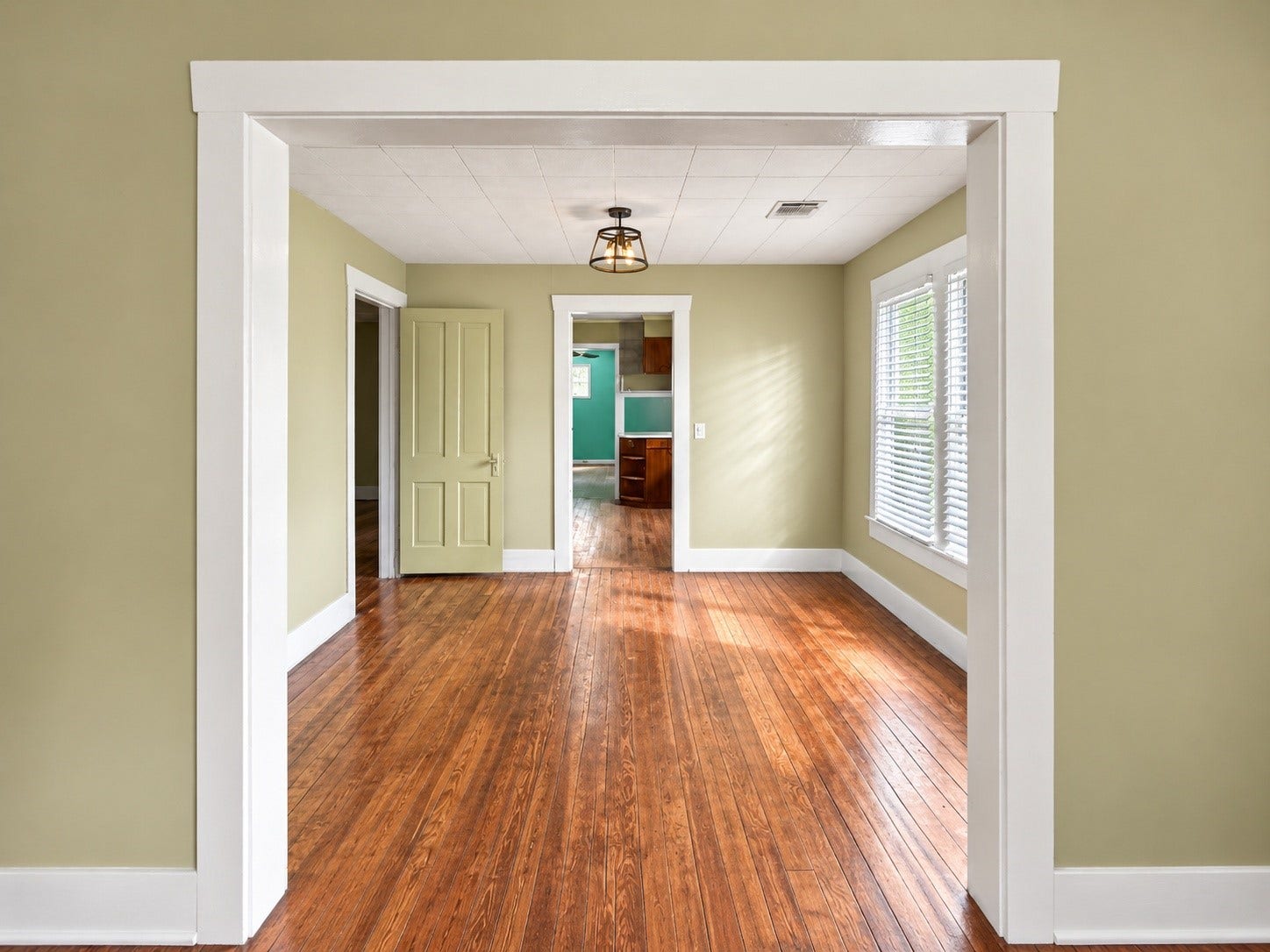 104 Flowers Street, Dayton, TX 77535 Dining Room