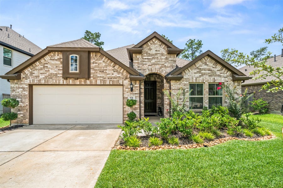 Property photo for 531 Carina Gaze Drive, Willis, TX