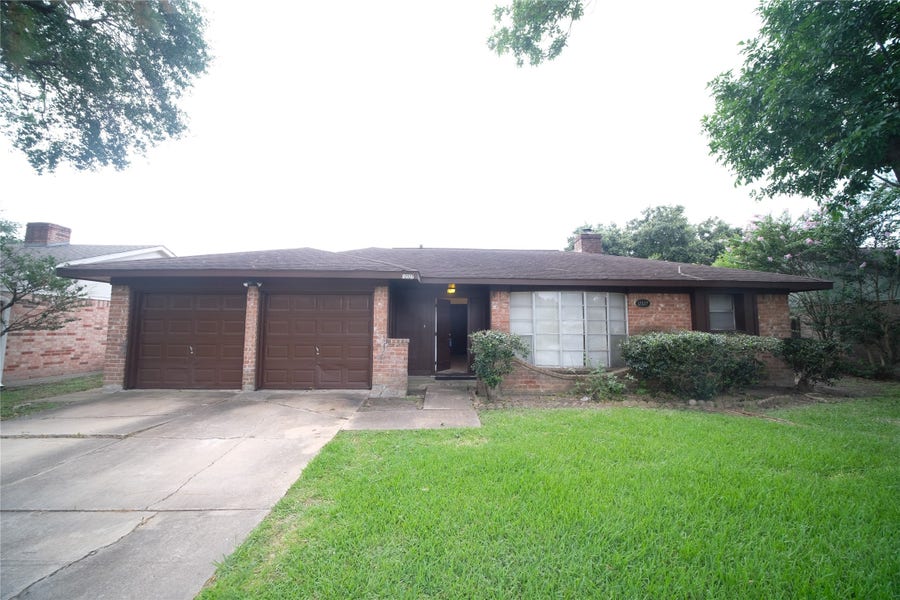 Property photo for 12327 Shannon Hill, Houston, TX
