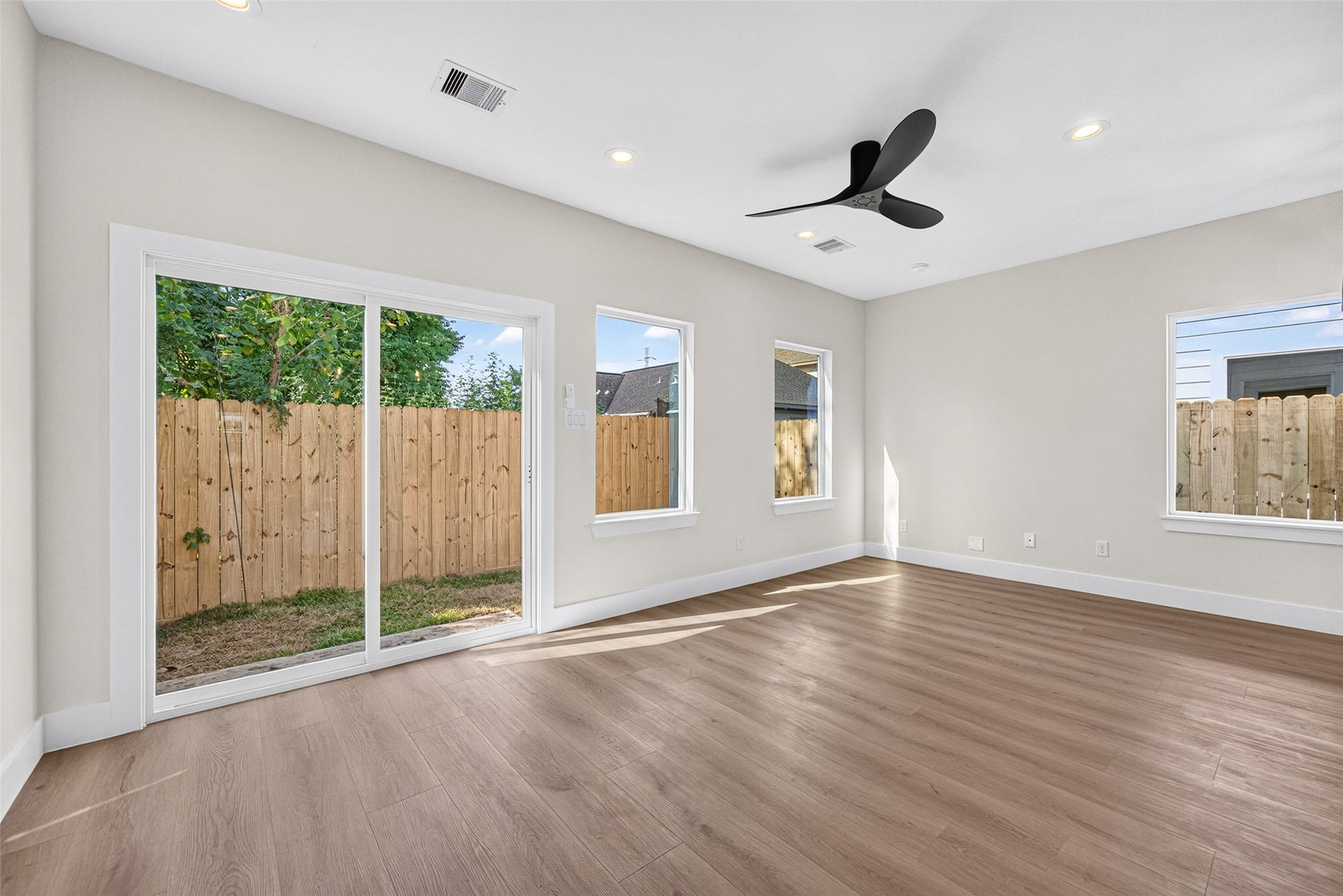 7810 & 7814 Booker Steet, #A-D, Houston, TX 77028 7810 & 7814 Booker Steet, #A-D, Houston, TX 77028