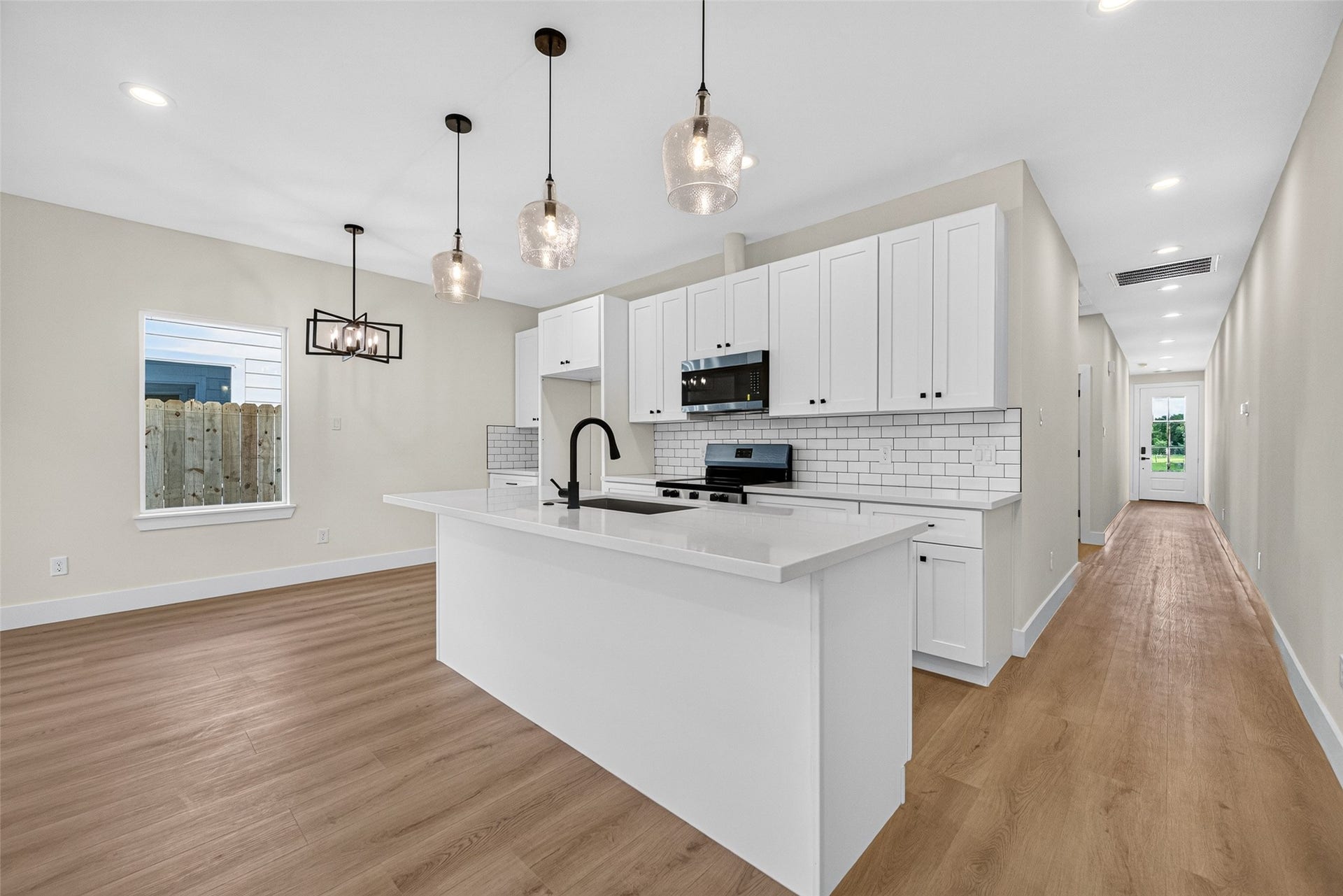 7810 & 7814 Booker Steet, #A-D, Houston, TX 77028 7810 & 7814 Booker Steet, #A-D, Houston, TX 77028