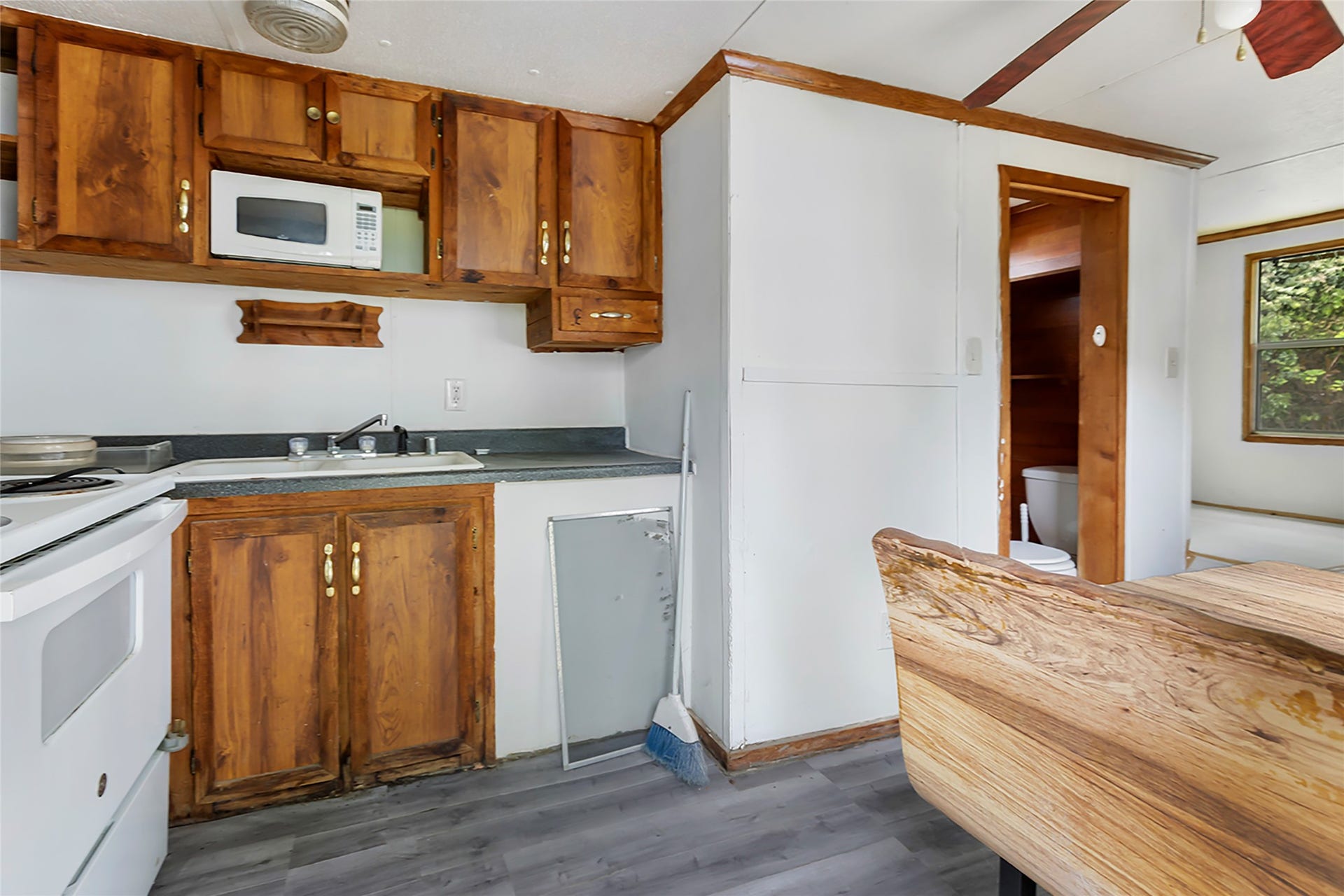 21061 Brazos Drive, Porter, TX 77357 21061 Brazos Drive, Porter, TX 77357