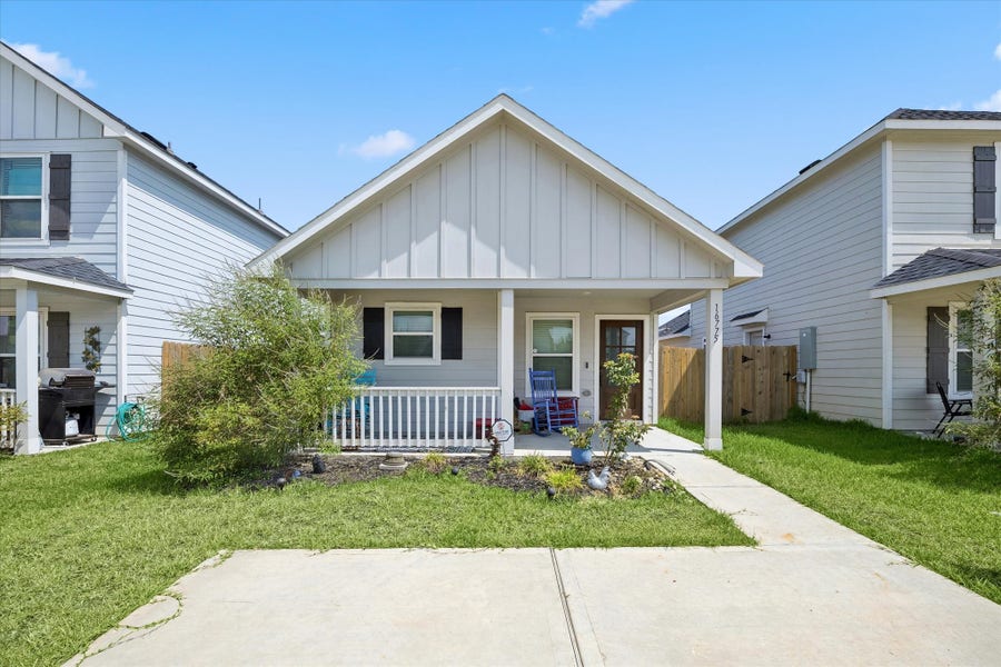 Property photo for 16775 N Marie Village Drive, Conroe, TX
