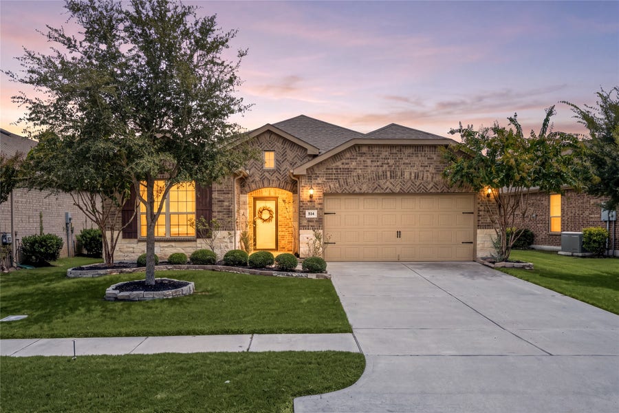 Property photo for 514 Emory Peak Drive, Richmond, TX