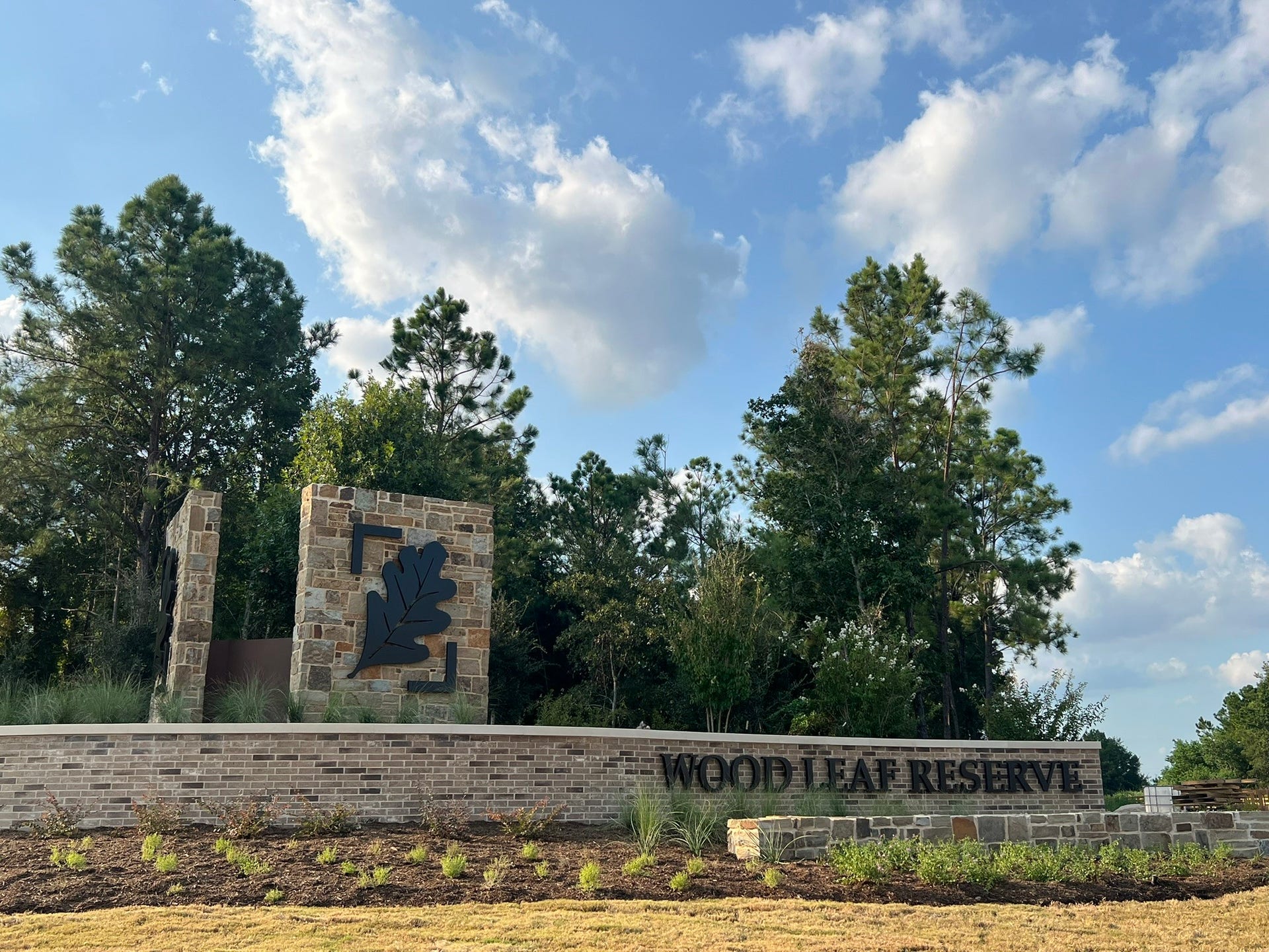 13211 Valley Orchard, Tomball, TX 77375