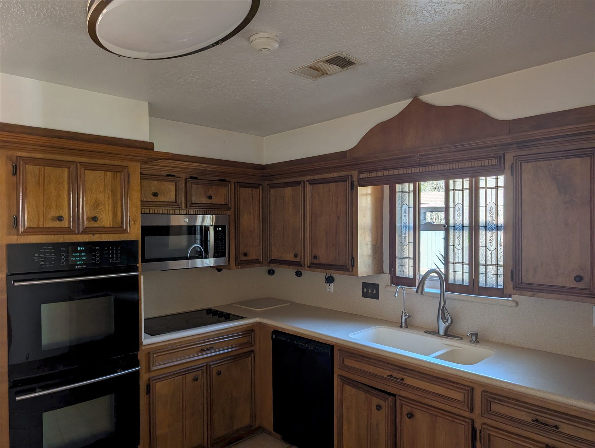 2055 Riverlawn, Houston, TX 77339 2055 Riverlawn, Houston, TX 77339