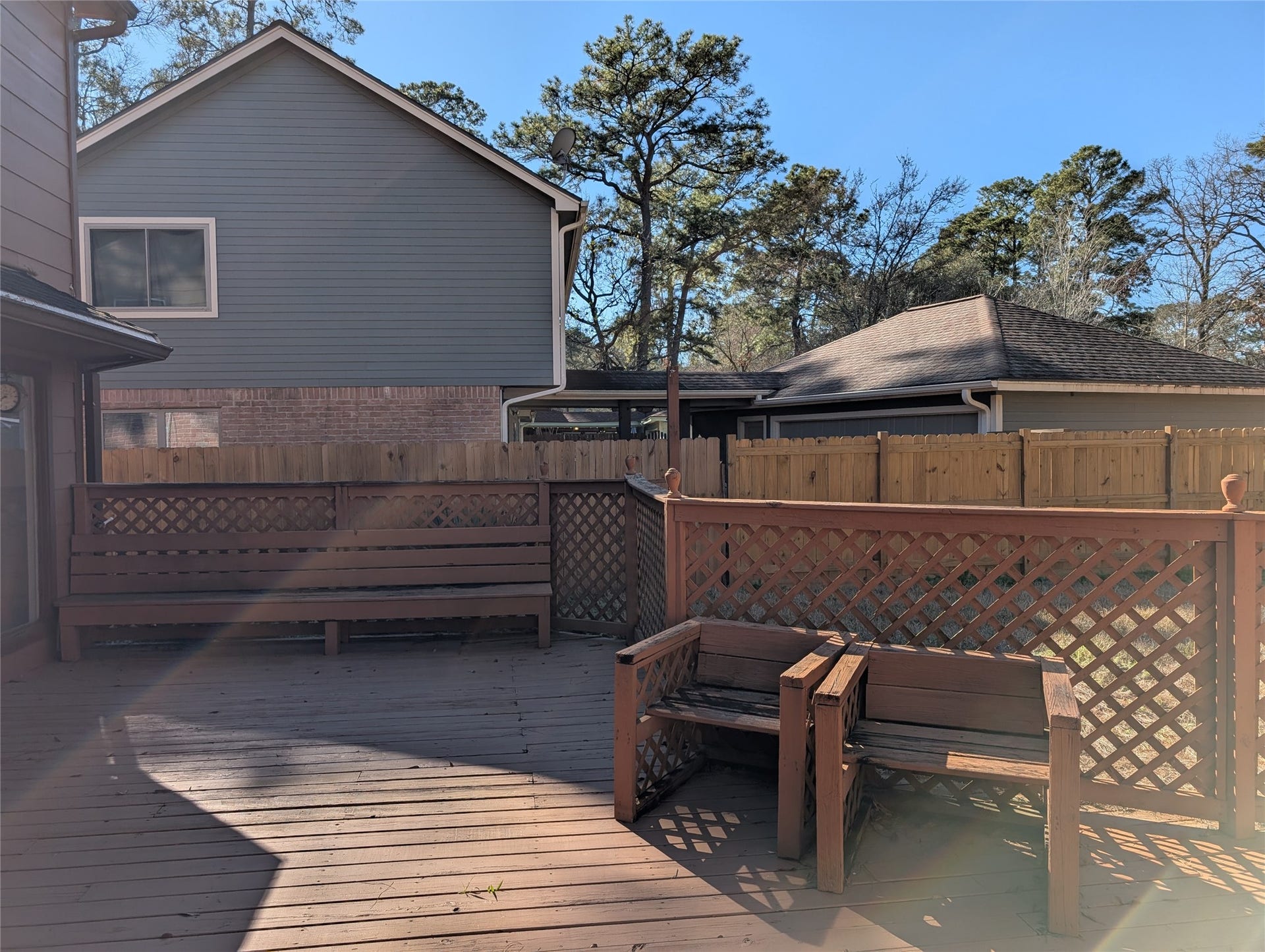 2055 Riverlawn, Houston, TX 77339 2055 Riverlawn, Houston, TX 77339