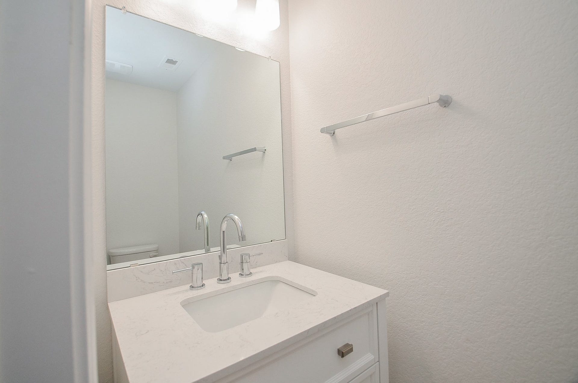 8106 Oakleaf Meadow Court, Rosharon, TX 77583