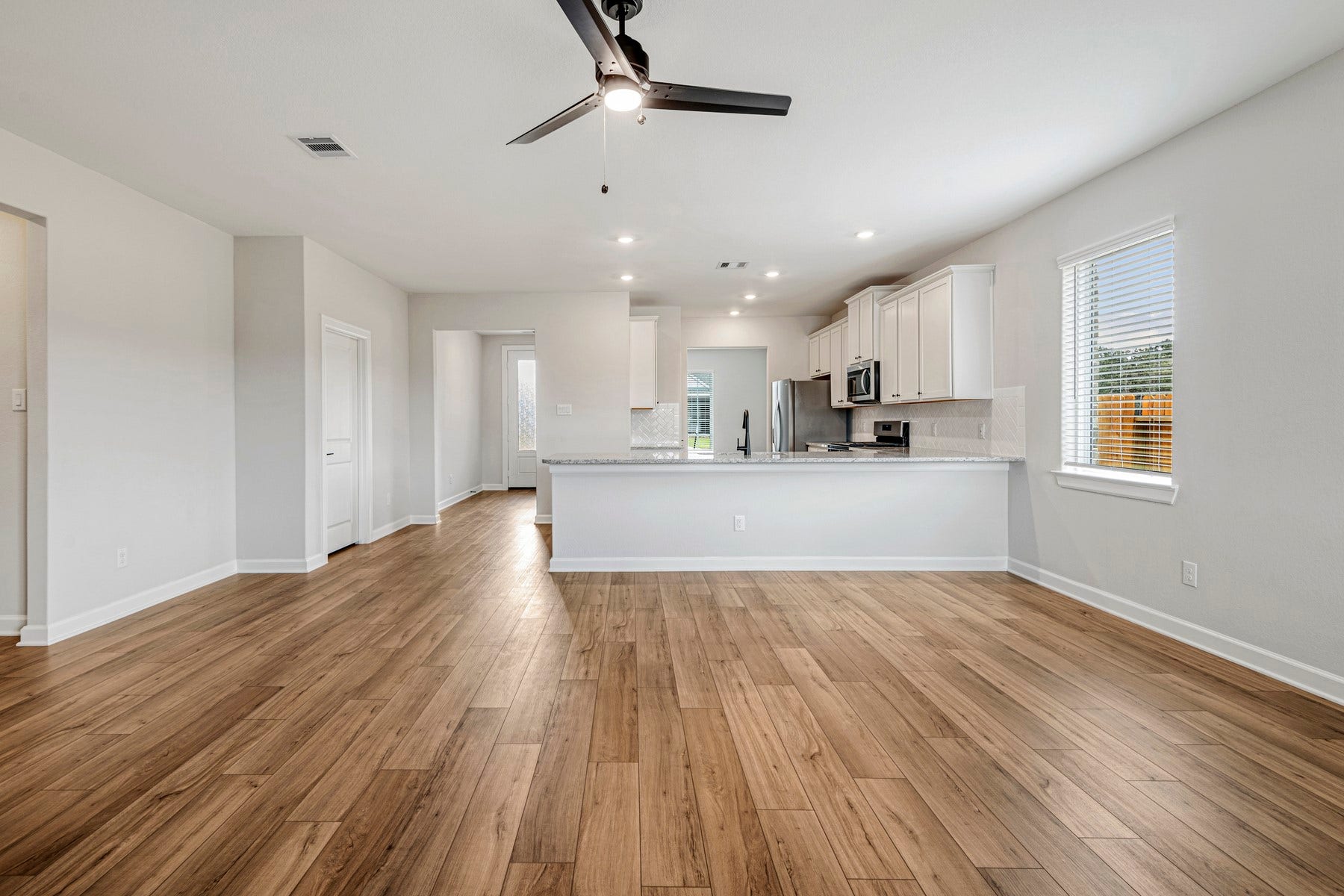 15761 Bayberry Trace Drive, Conroe, TX 77303