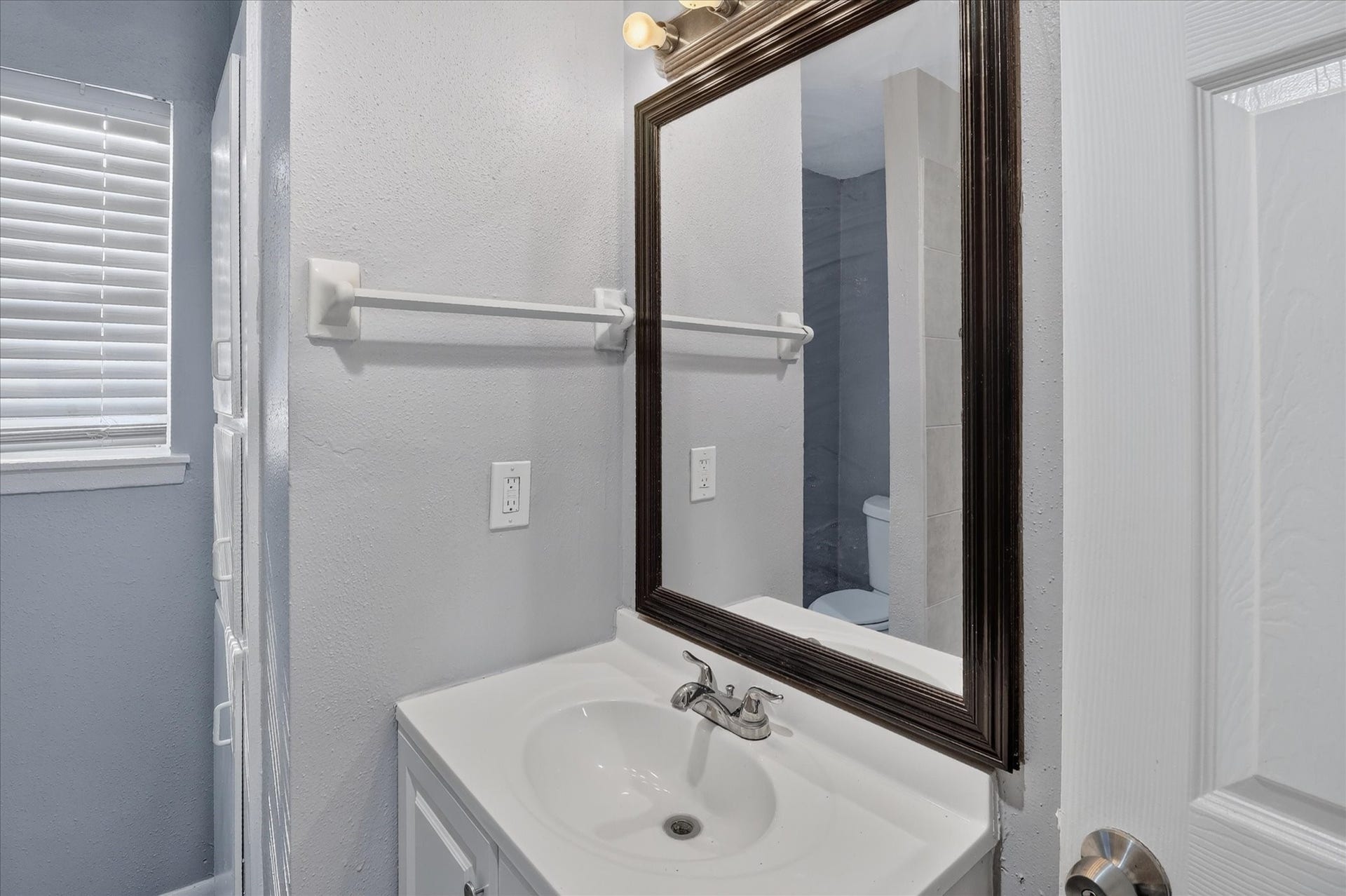 2311 71st Street, #115, Galveston, TX 77551 2311 71st Street, #115, Galveston, TX 77551