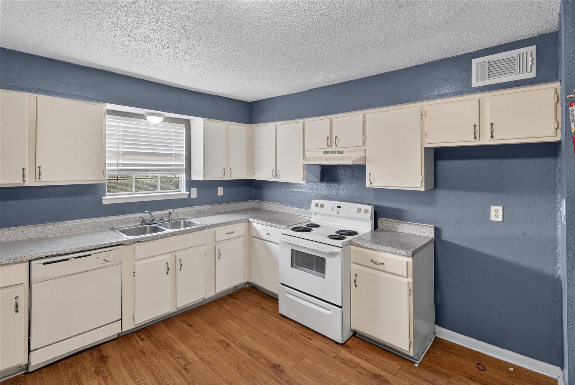 2311 71st Street, #115, Galveston, TX 77551 2311 71st Street, #115, Galveston, TX 77551
