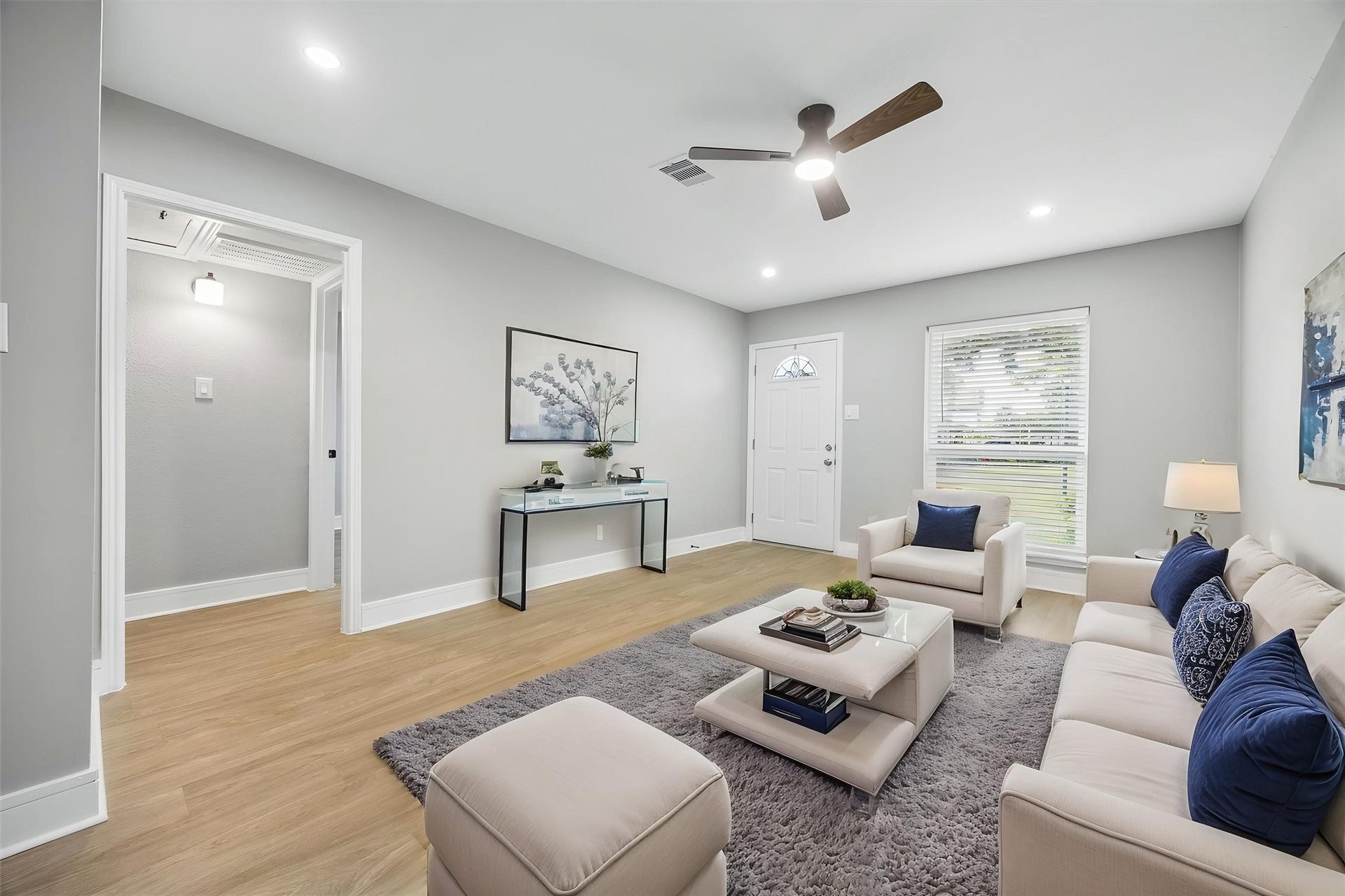 177 W Tri Oaks Lane, #177, Houston, TX 77043 Virtually staged for furniture placement ideas.
