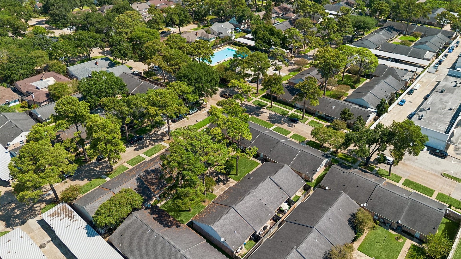 177 W Tri Oaks Lane, #177, Houston, TX 77043 177 W Tri Oaks Lane, #177, Houston, TX 77043