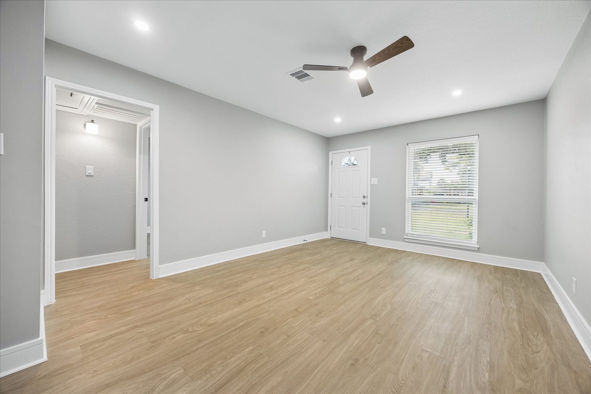 177 W Tri Oaks Lane, #177, Houston, TX 77043 177 W Tri Oaks Lane, #177, Houston, TX 77043