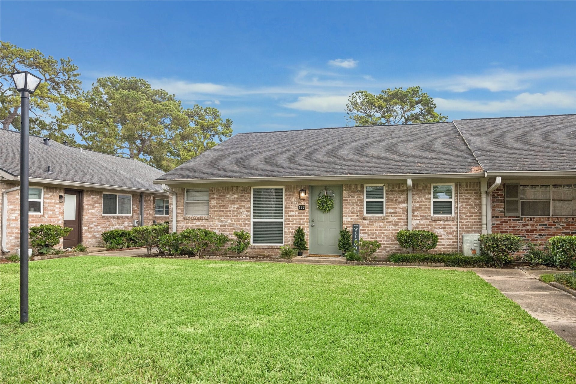 177 W Tri Oaks Lane, #177, Houston, TX 77043 177 W Tri Oaks Lane, #177, Houston, TX 77043