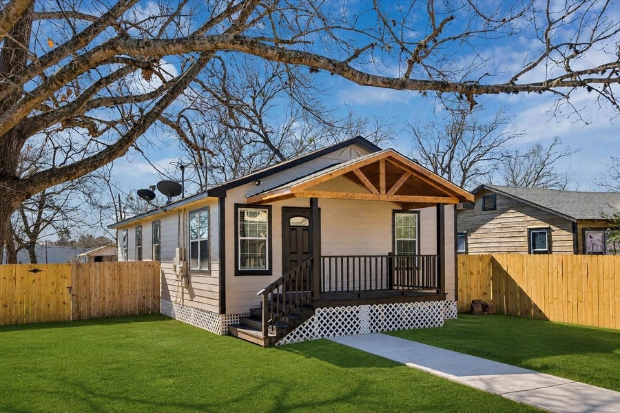 Property photo for 815 Fields Street, Richmond, TX