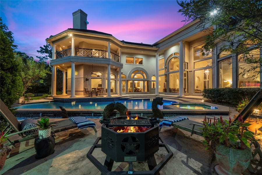 Property photo for 16815 Southern Oaks Drive, Houston, TX