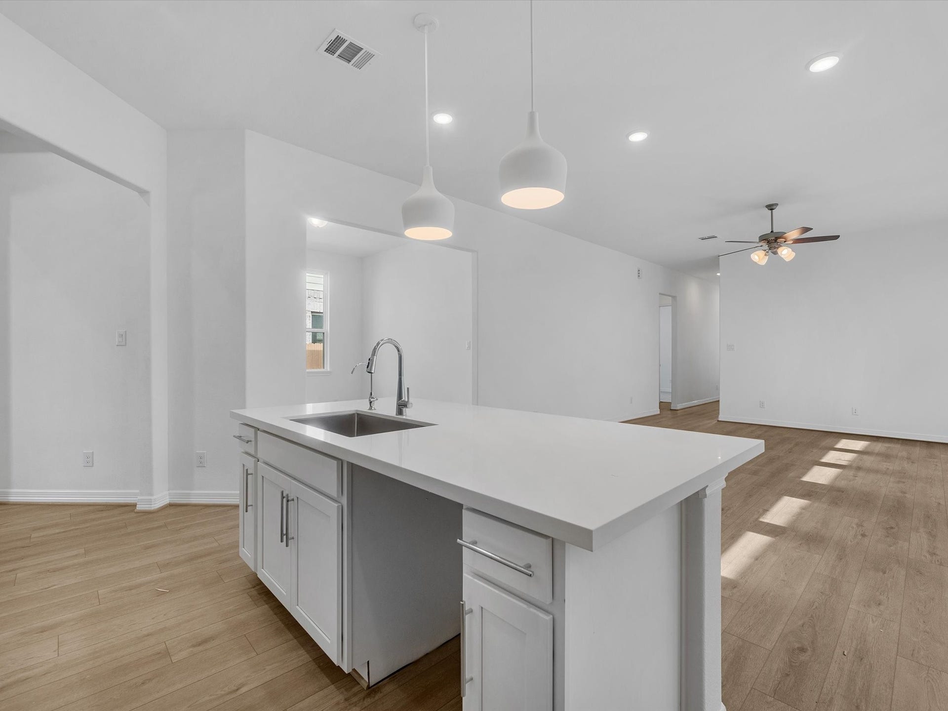 19128 Cedar Lennox Circle, Magnolia, TX 77355 Representative Photo