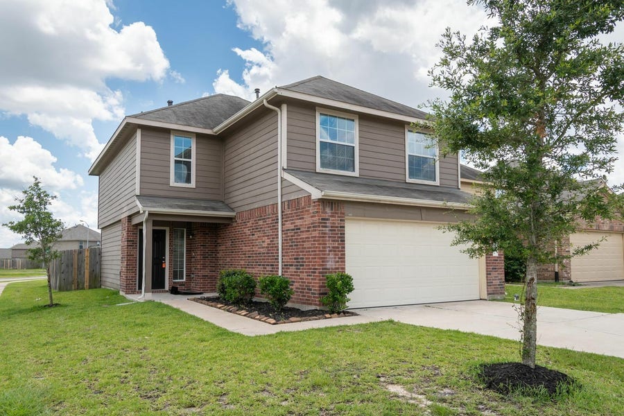Property photo for 19003 Dove Glen Drive, Katy, TX