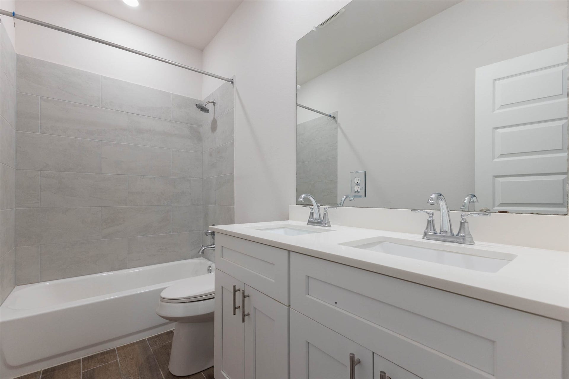 21634 Cypress Maple Drive, Cypress, TX 77433 Secondary Bathroom