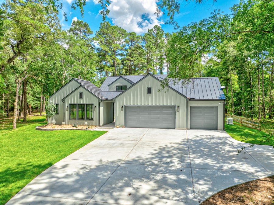 Property photo for 21701 Dan Drive, Magnolia, TX