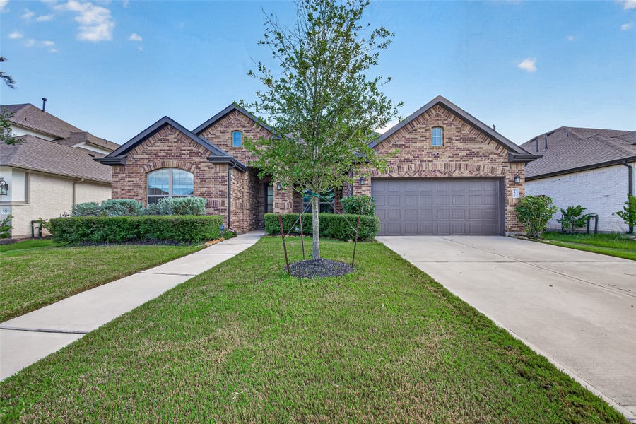 Property photo for 5814 Lavaca Lane, Manvel, TX