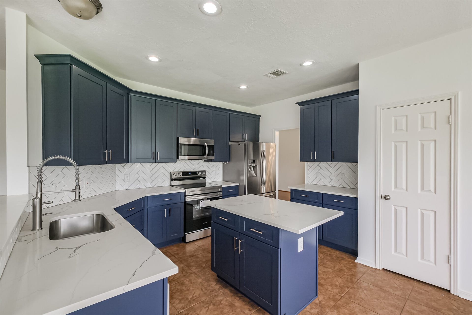 139 High Meadows Drive, Sugar Land, TX 77479