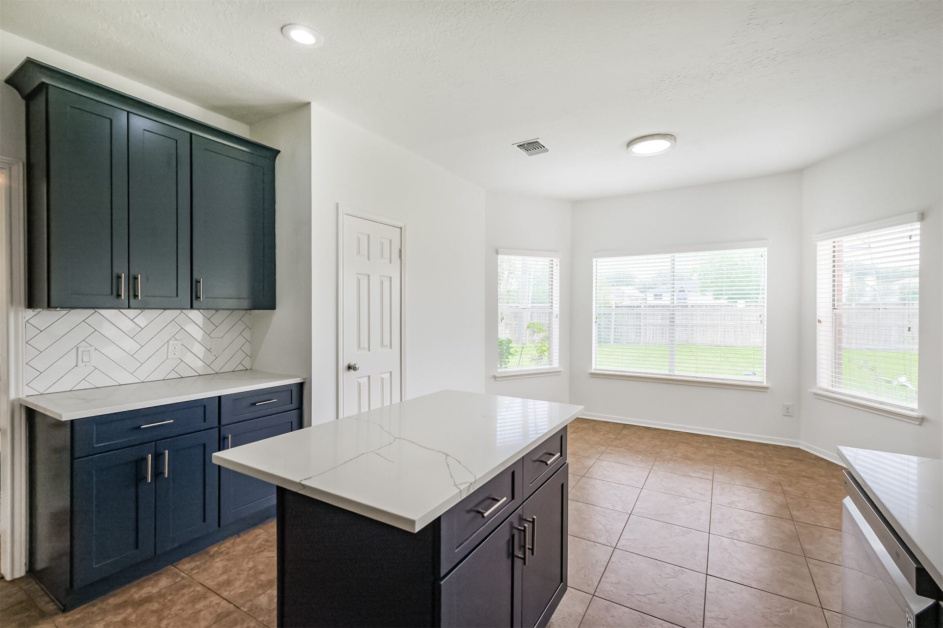 139 High Meadows Drive, Sugar Land, TX 77479