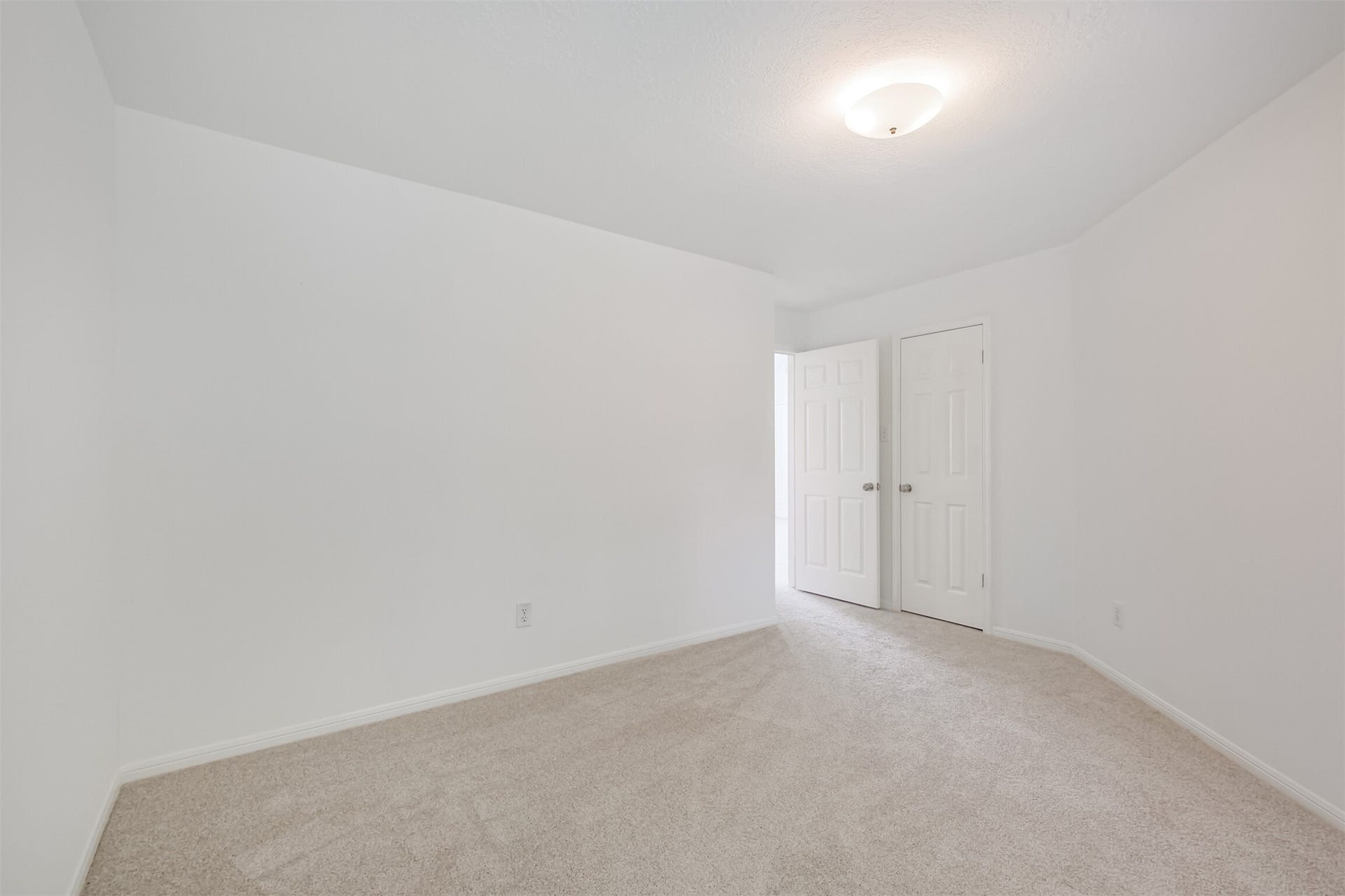 139 High Meadows Drive, Sugar Land, TX 77479