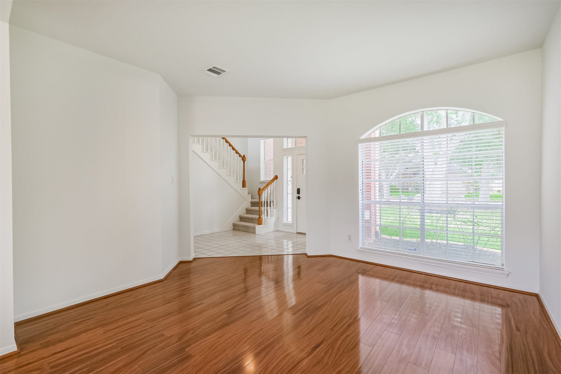 139 High Meadows Drive, Sugar Land, TX 77479