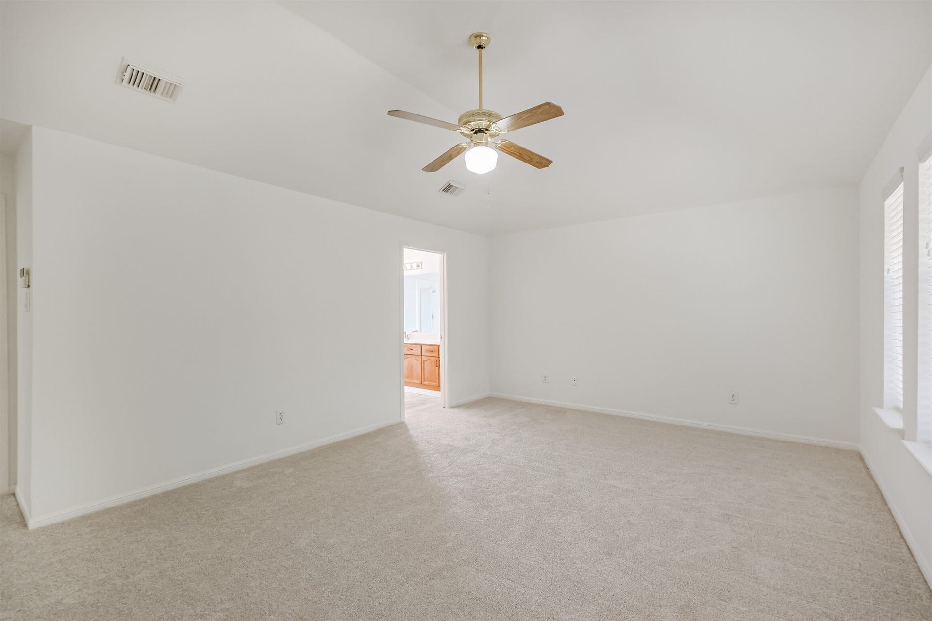 139 High Meadows Drive, Sugar Land, TX 77479
