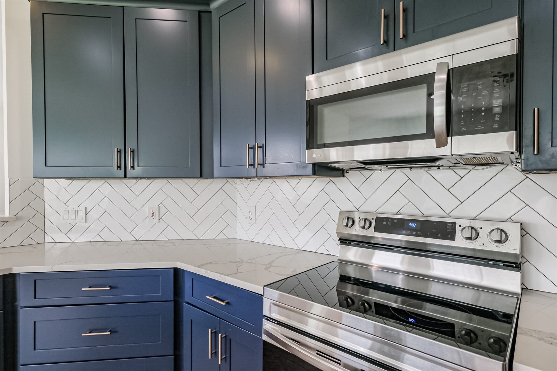 139 High Meadows Drive, Sugar Land, TX 77479