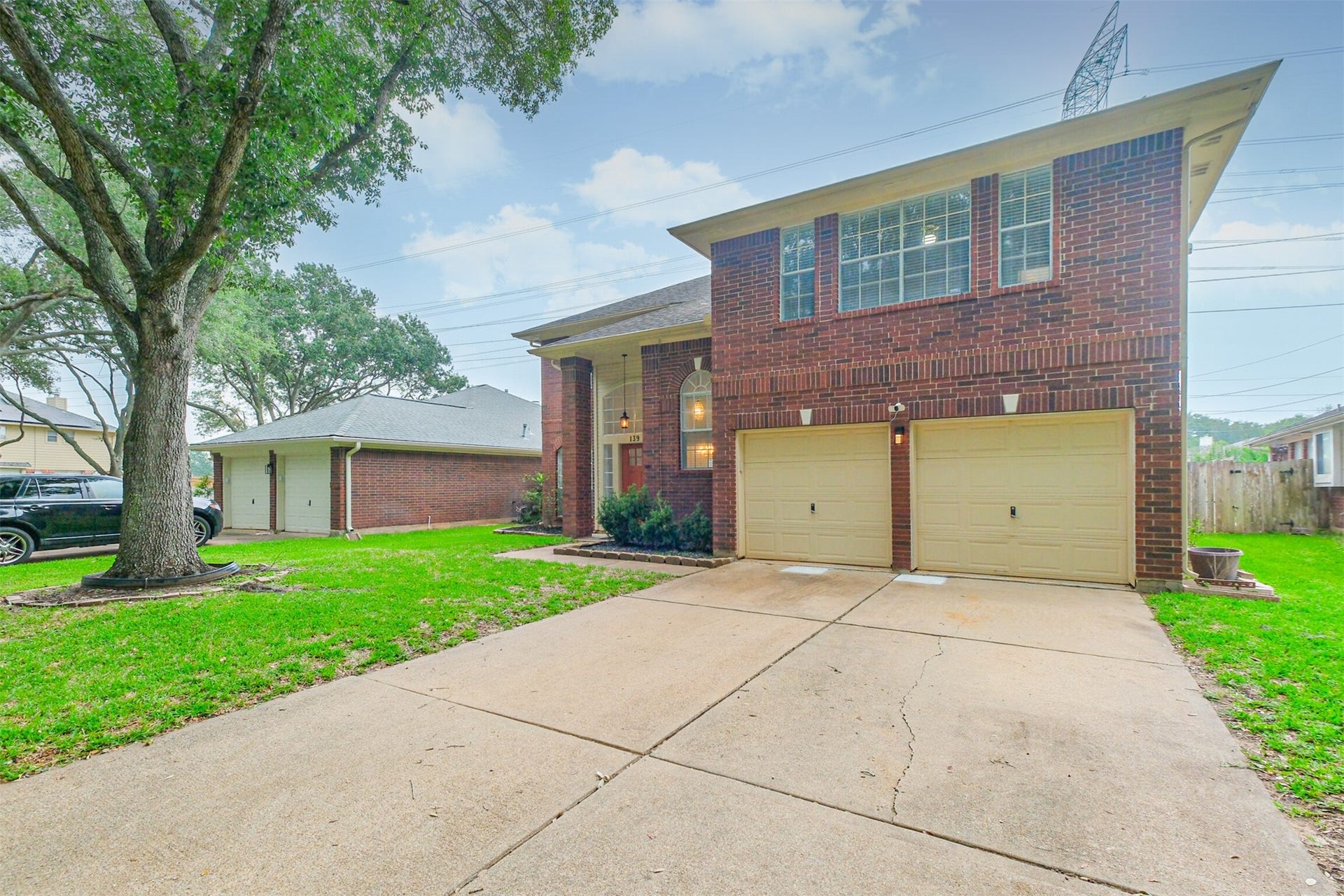 139 High Meadows Drive, Sugar Land, TX 77479