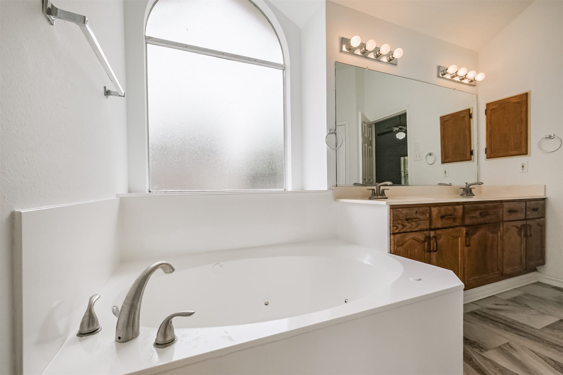 139 High Meadows Drive, Sugar Land, TX 77479