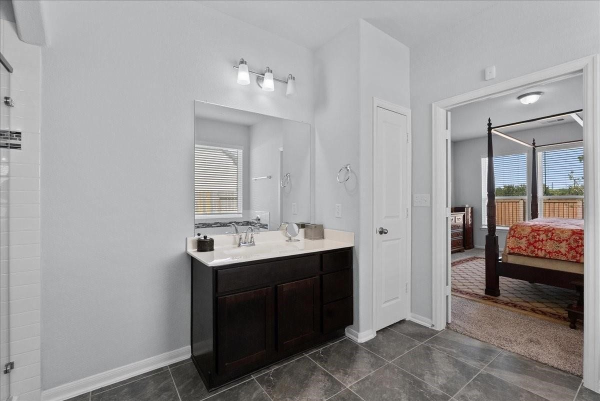 4907 Autumn Hills Trail, Pearland, TX 77584 4907 Autumn Hills Trail, Pearland, TX 77584