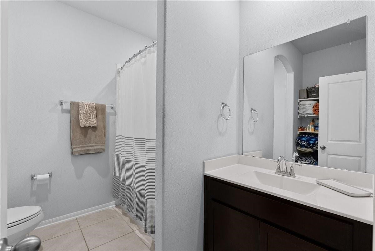 4907 Autumn Hills Trail, Pearland, TX 77584 4907 Autumn Hills Trail, Pearland, TX 77584