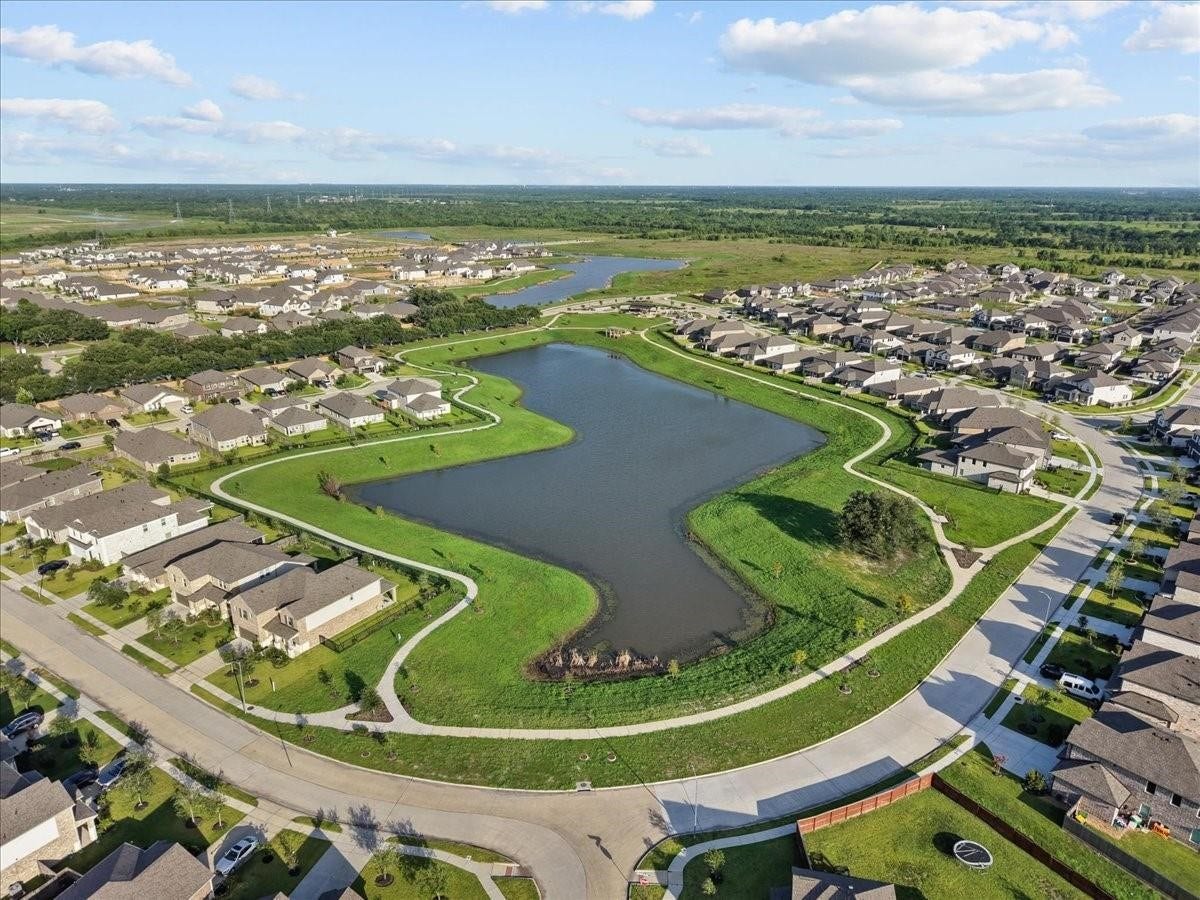 4907 Autumn Hills Trail, Pearland, TX 77584 4907 Autumn Hills Trail, Pearland, TX 77584