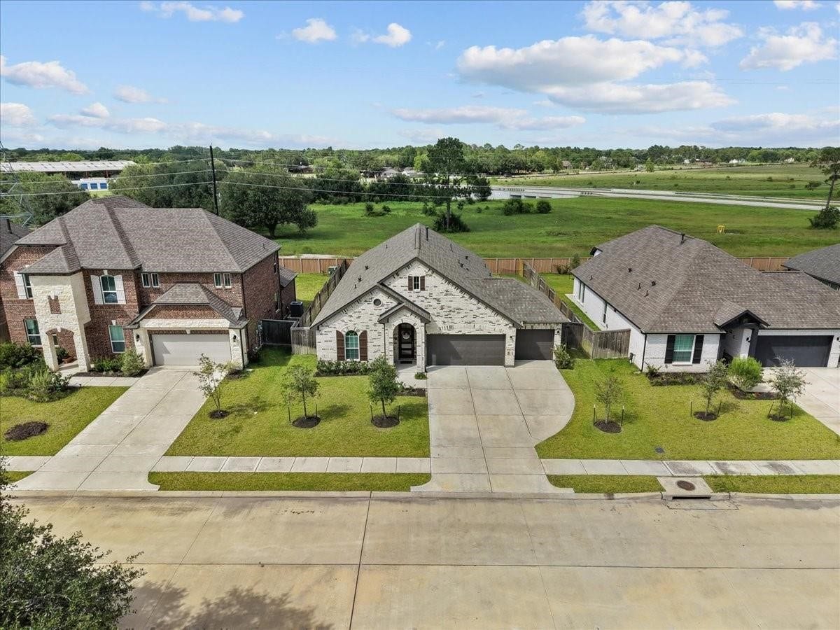 4907 Autumn Hills Trail, Pearland, TX 77584 4907 Autumn Hills Trail, Pearland, TX 77584