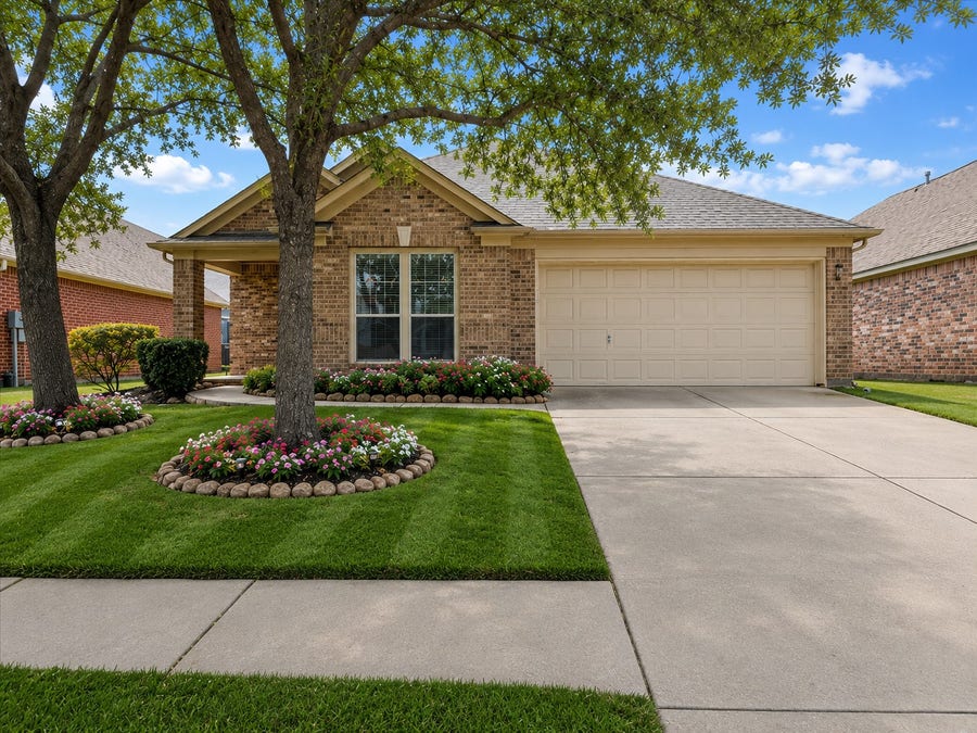 Property photo for 3109 Summerstorm Lane, League City, TX