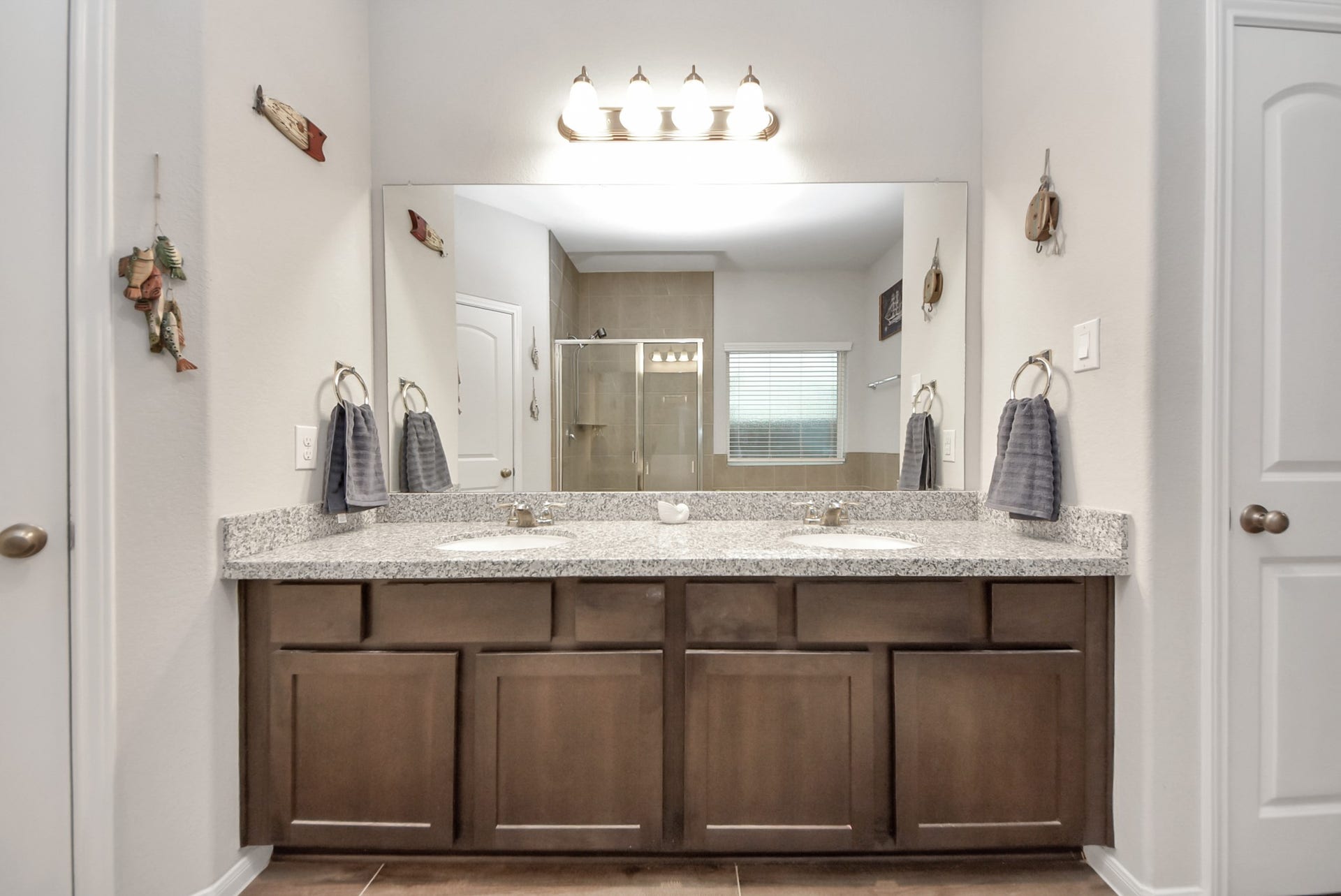 1859 Beau Banks Way, Alvin, TX 77511 1859 Beau Banks Way, Alvin, TX 77511
