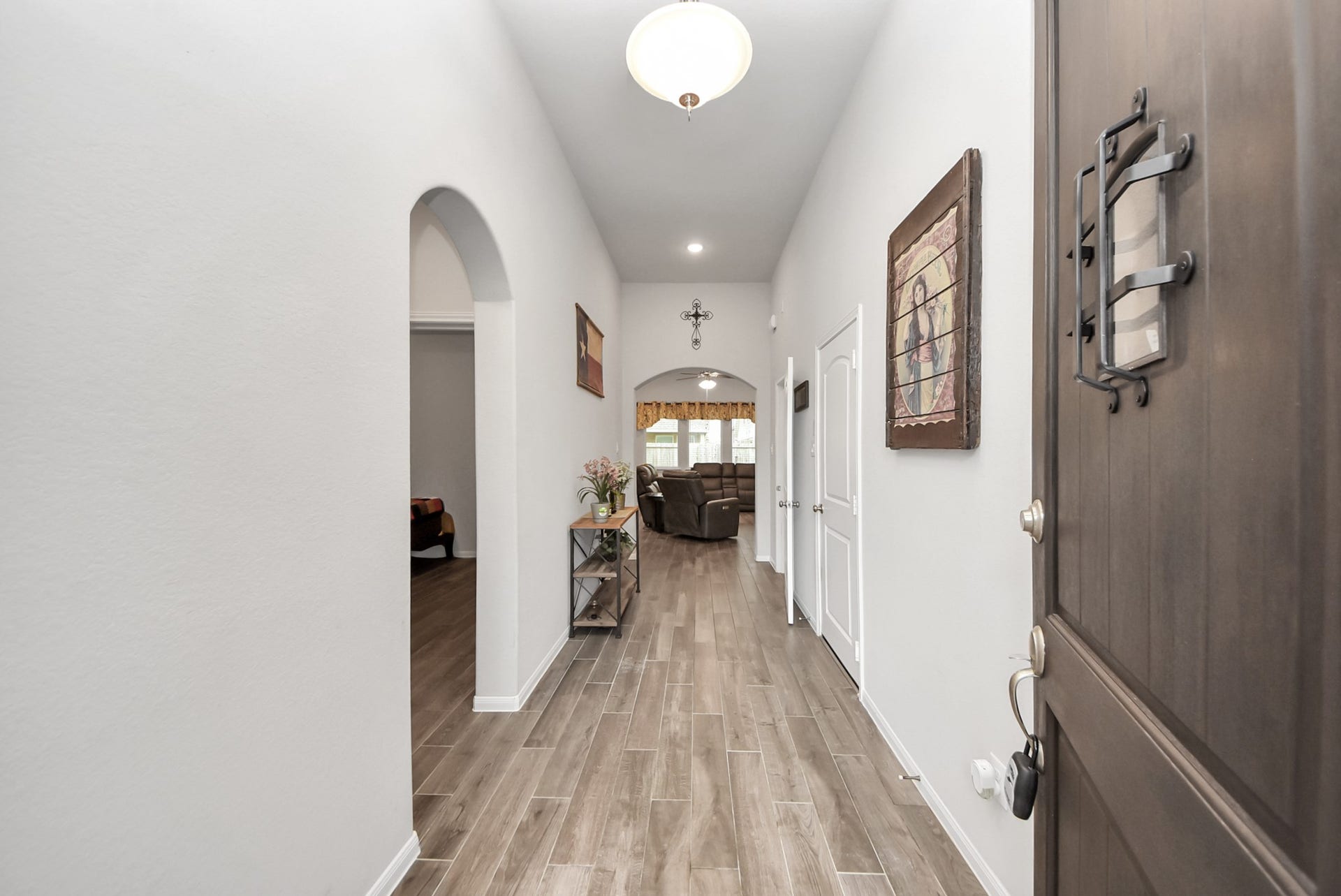 1859 Beau Banks Way, Alvin, TX 77511 1859 Beau Banks Way, Alvin, TX 77511