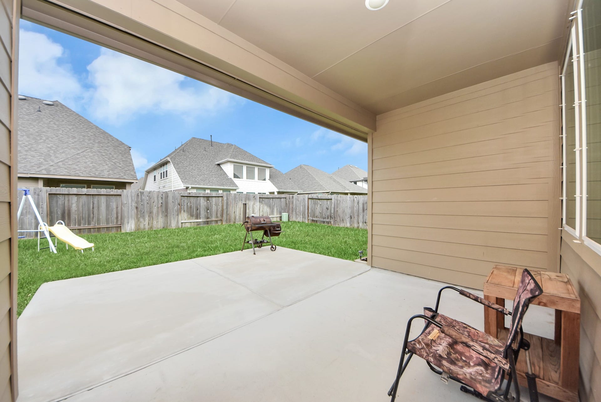 1859 Beau Banks Way, Alvin, TX 77511 1859 Beau Banks Way, Alvin, TX 77511