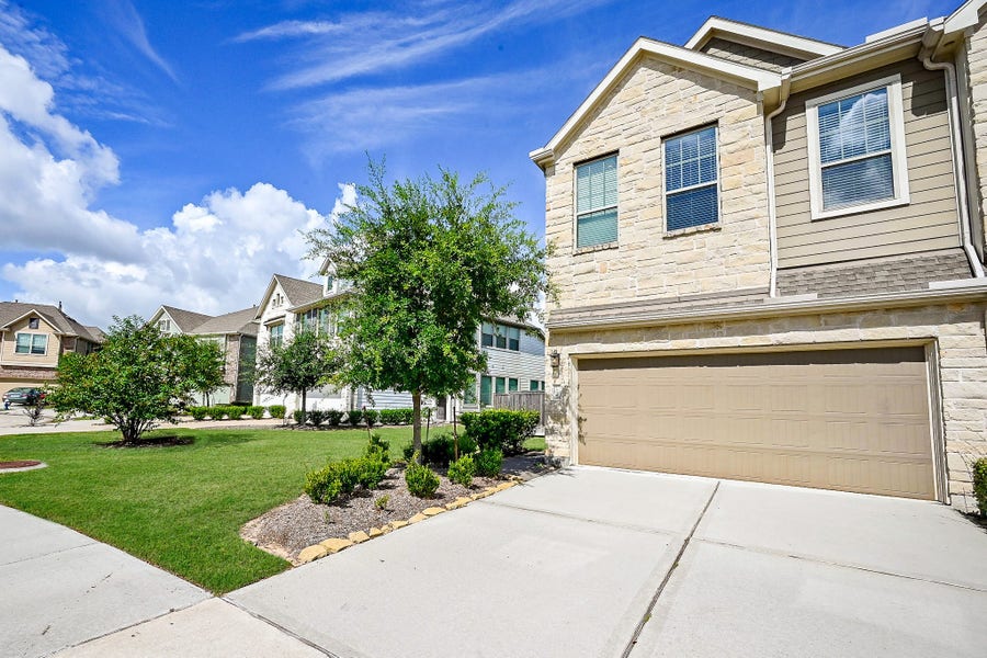 Property photo for 16103 Northern Cardinal Lane, Cypress, TX