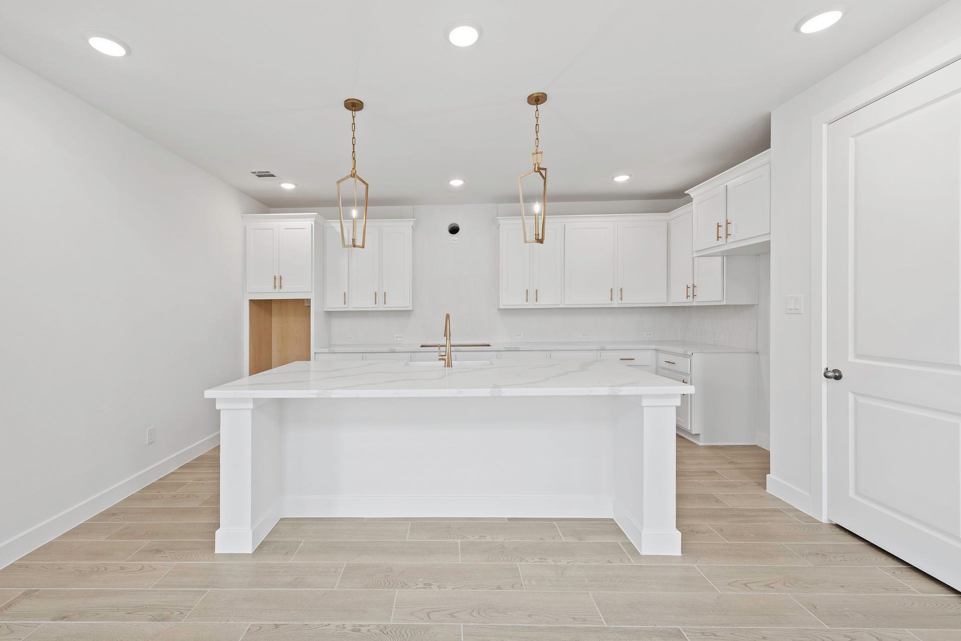 7803 Clover Gully Lane, Katy, TX 77493 Representative image. Features, selections and colors may vary.