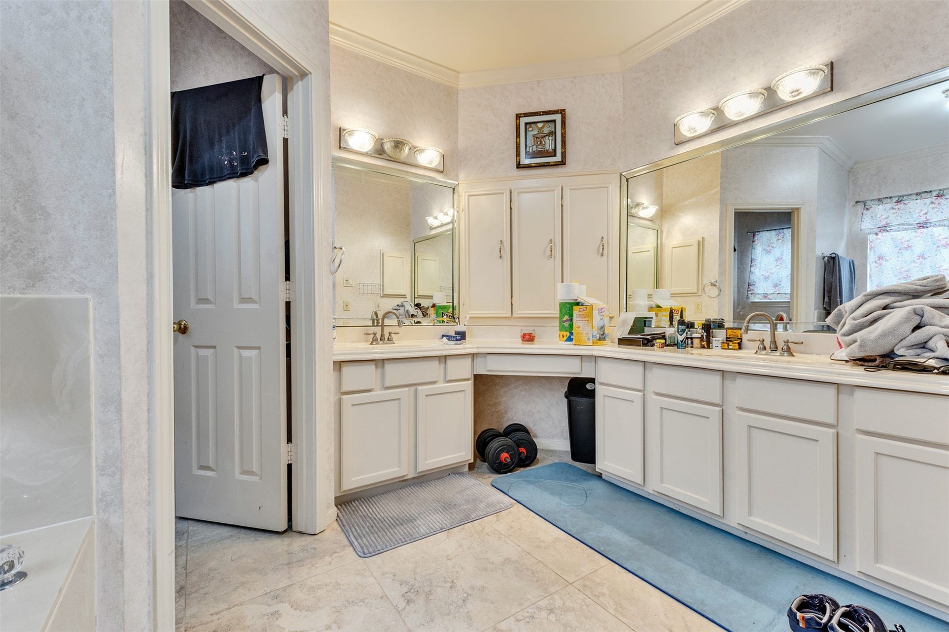 8914 Beawood Drive, Houston, TX 77083 8914 Beawood Drive, Houston, TX 77083