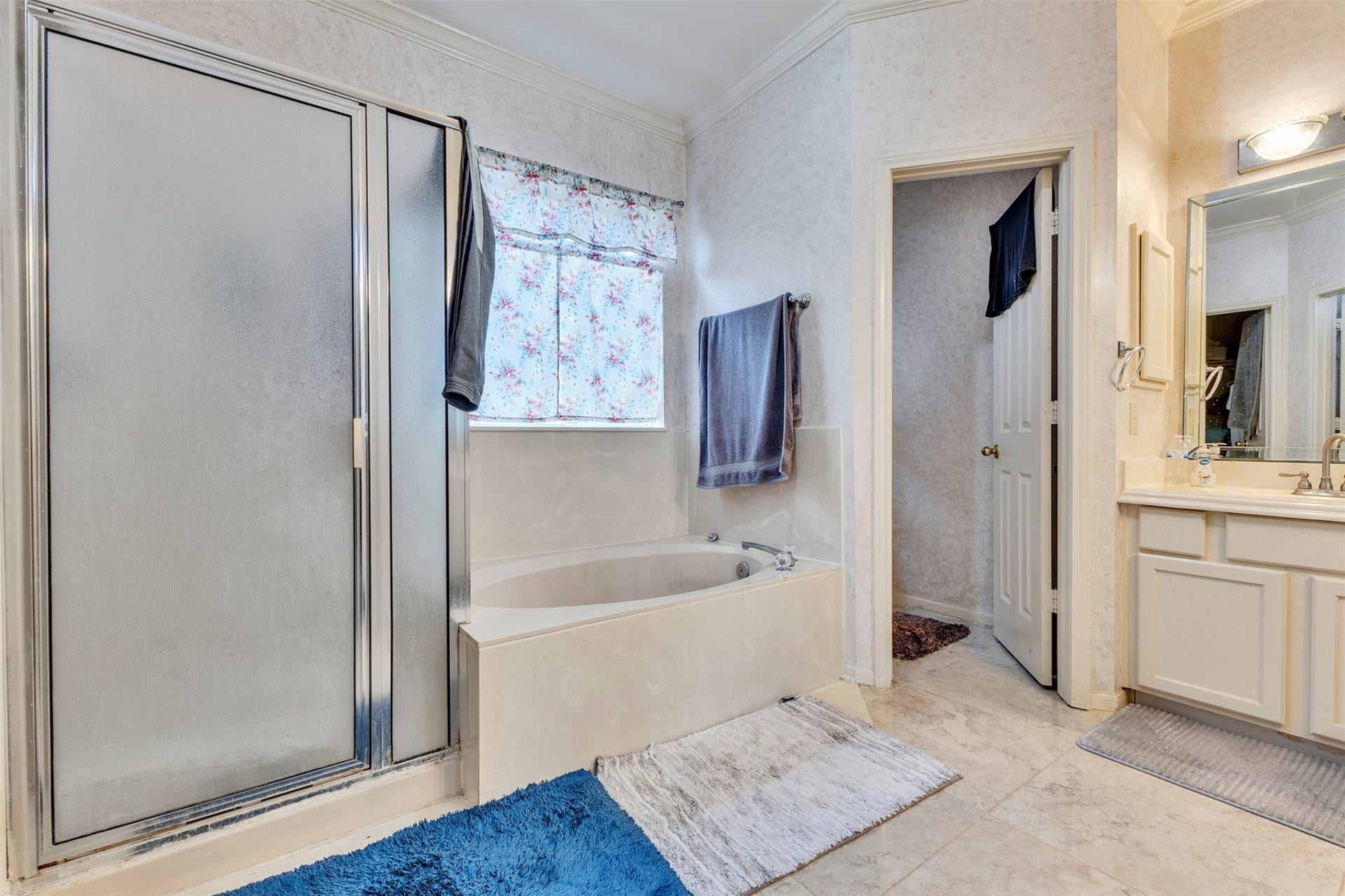 8914 Beawood Drive, Houston, TX 77083 8914 Beawood Drive, Houston, TX 77083